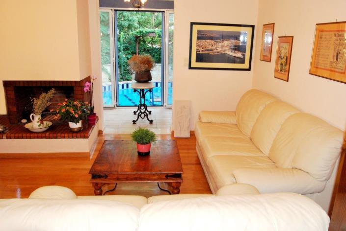 Image No.10-Villa for sale