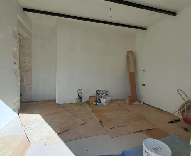 Image No.10-3 Bed House for sale