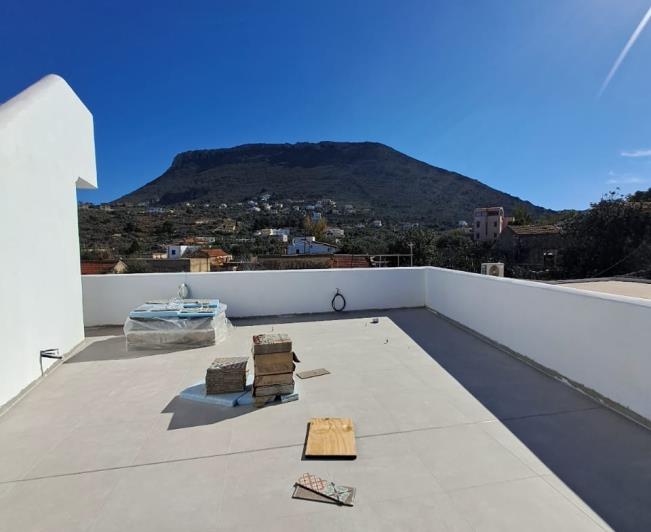 Image No.21-3 Bed House for sale