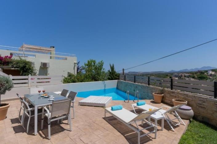 Image No.2-2 Bed Villa for sale