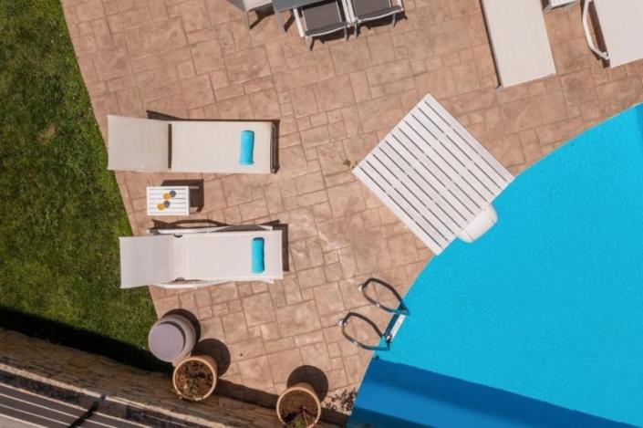 Image No.20-2 Bed Villa for sale