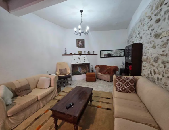 Image No.11-3 Bed House for sale