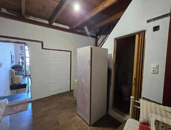 Image No.19-3 Bed House for sale