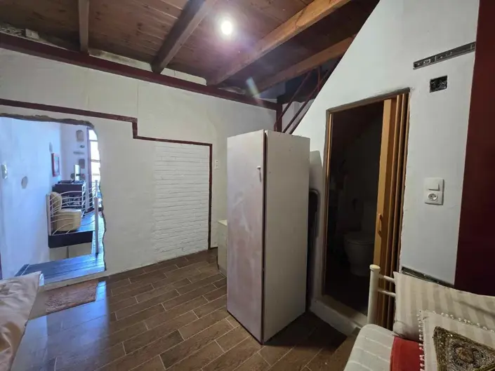 Image No.20-3 Bed House for sale