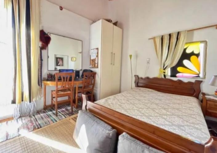 Image No.8-2 Bed House for sale