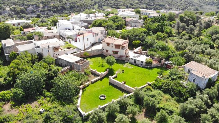 Image No.4-4 Bed Villa for sale