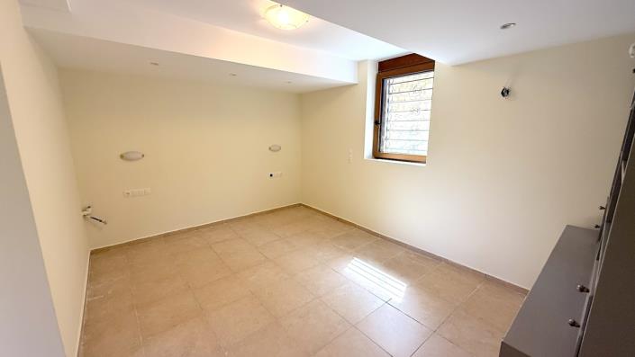 Image No.18-4 Bed Villa for sale