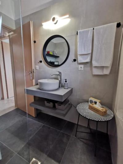 Image No.18-3 Bed Villa for sale