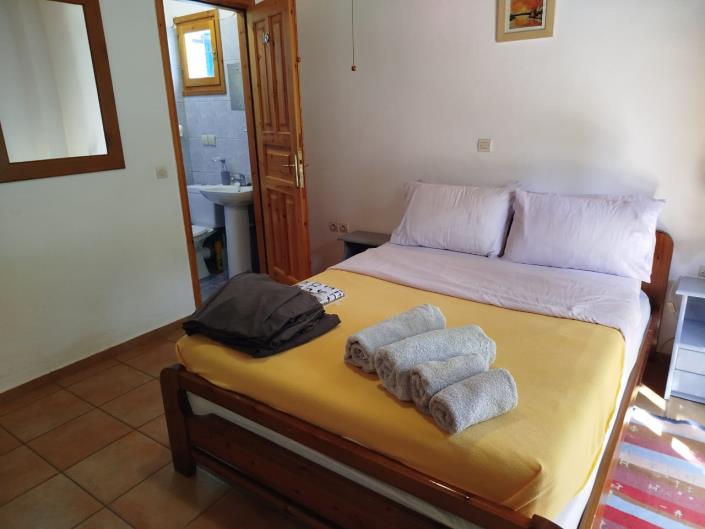 Image No.9-2 Bed Villa for sale