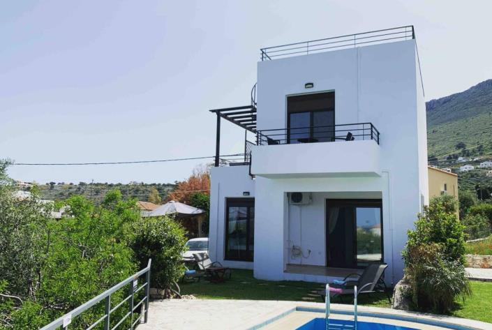 Image No.1-2 Bed Villa for sale