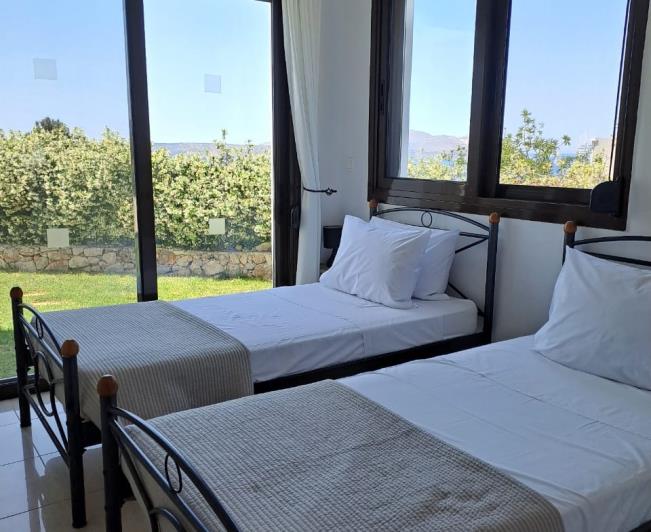 Image No.30-2 Bed Villa for sale