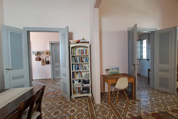 Image No.6-5 Bed House for sale