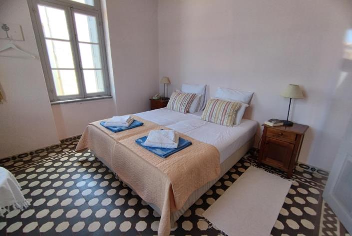 Image No.15-5 Bed House for sale