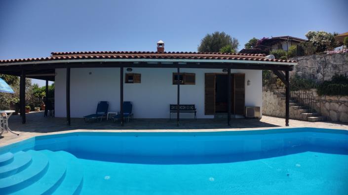 Image No.1-2 Bed Villa for sale