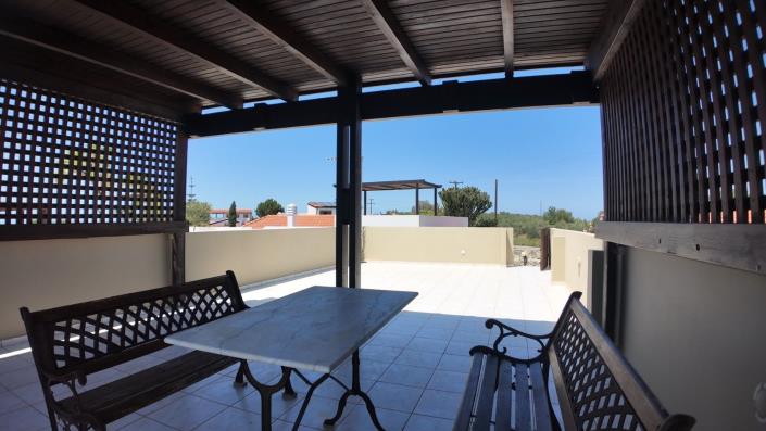 Image No.10-2 Bed House for sale