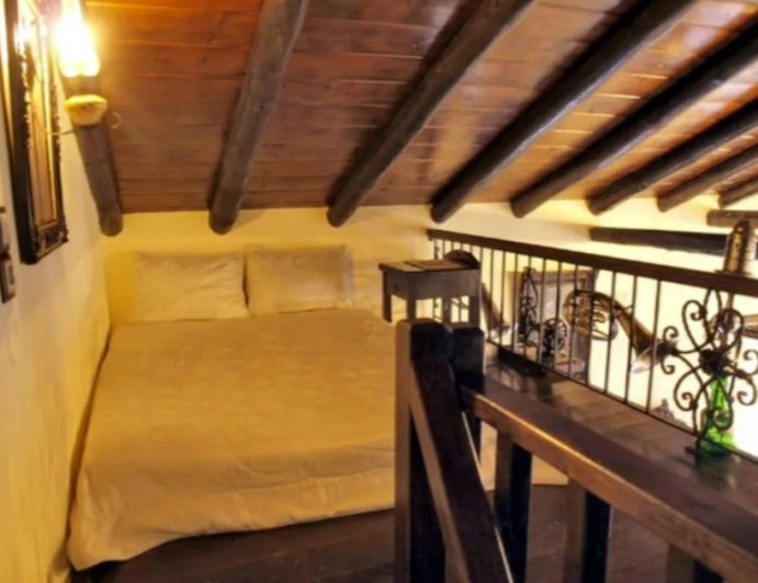 Image No.11-3 Bed House for sale