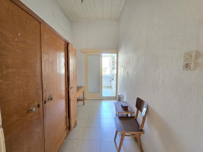 Image No.16-4 Bed House for sale