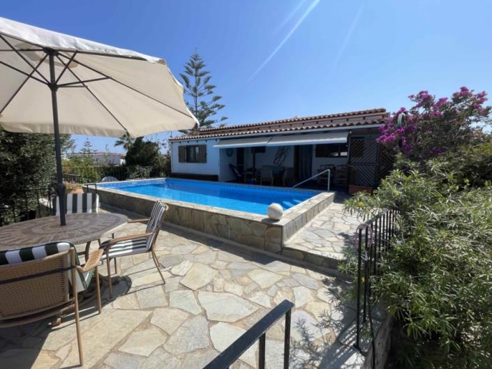 Image No.1-3 Bed Villa for sale