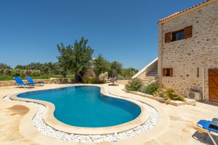 Image No.4-2 Bed Villa for sale