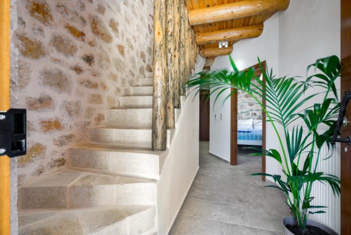 Image No.12-2 Bed Villa for sale