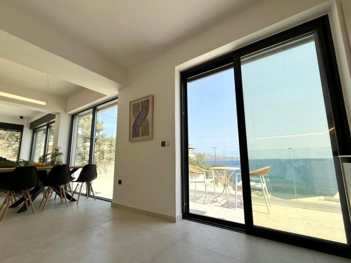 Image No.11-3 Bed Semi-Detached for sale