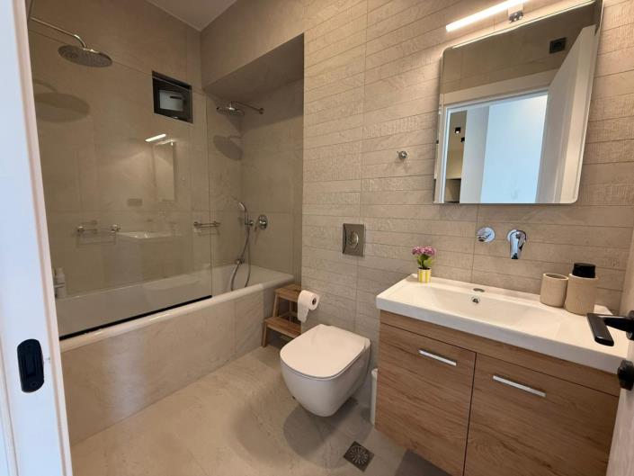 Image No.20-3 Bed Semi-Detached for sale