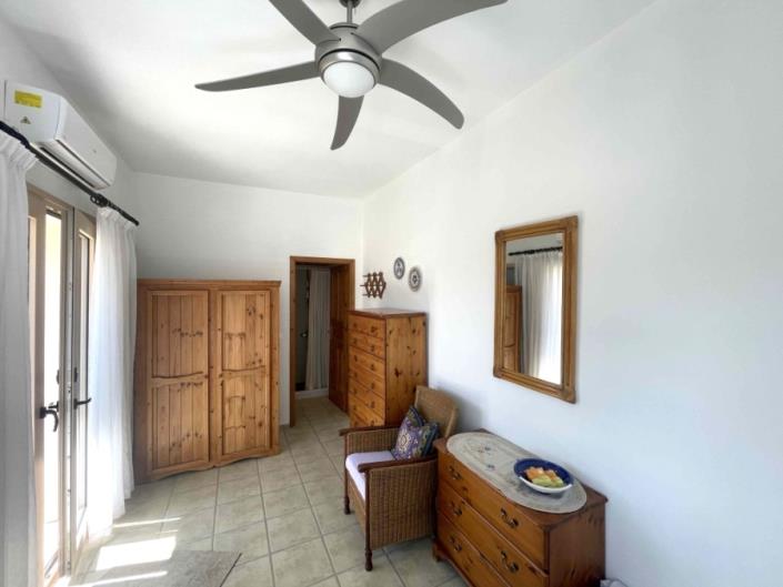 Image No.12-3 Bed Villa for sale