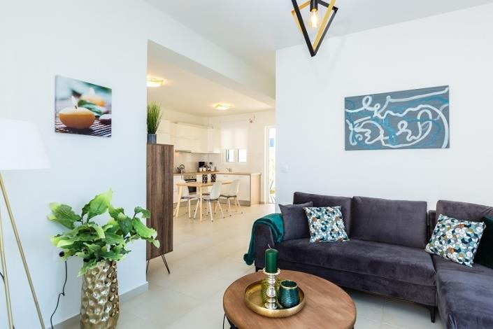 Image No.3-3 Bed House for sale