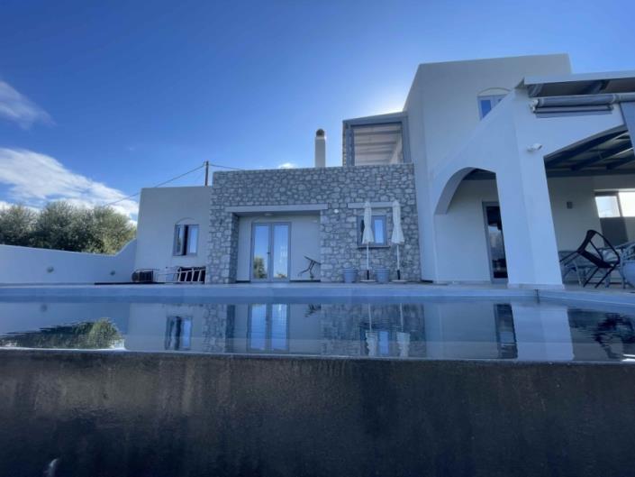 Image No.1-3 Bed Villa for sale