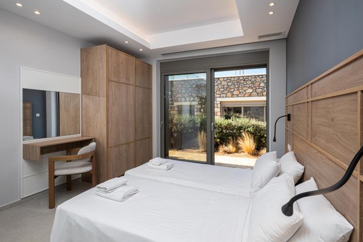 Image No.9-2 Bed Villa for sale