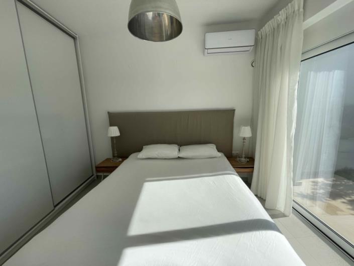 Image No.13-2 Bed House for sale