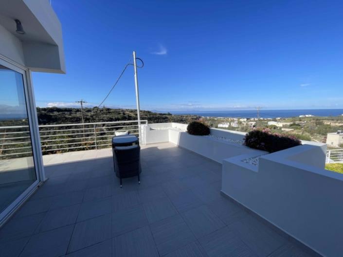 Image No.18-2 Bed House for sale