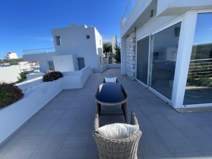 Image No.19-2 Bed House for sale