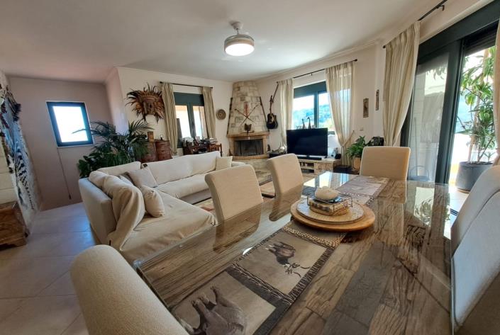 Image No.11-3 Bed Villa for sale