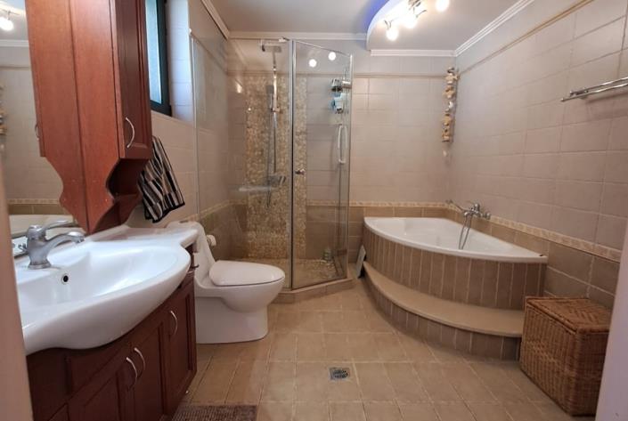 Image No.24-3 Bed Villa for sale