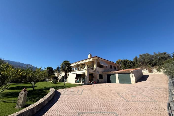 Image No.38-3 Bed Villa for sale