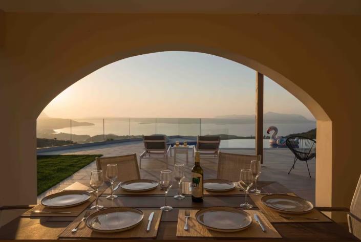 Image No.12-3 Bed Villa for sale