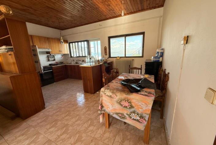 Image No.5-2 Bed House for sale