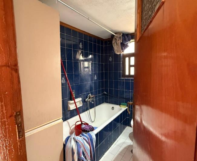 Image No.10-2 Bed House for sale