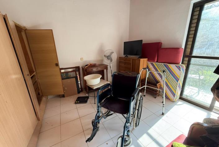 Image No.11-2 Bed House for sale