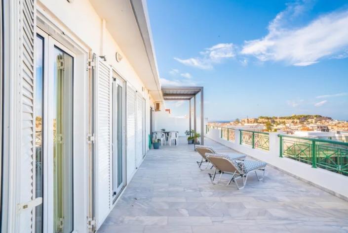 Image No.3-3 Bed Apartment for sale