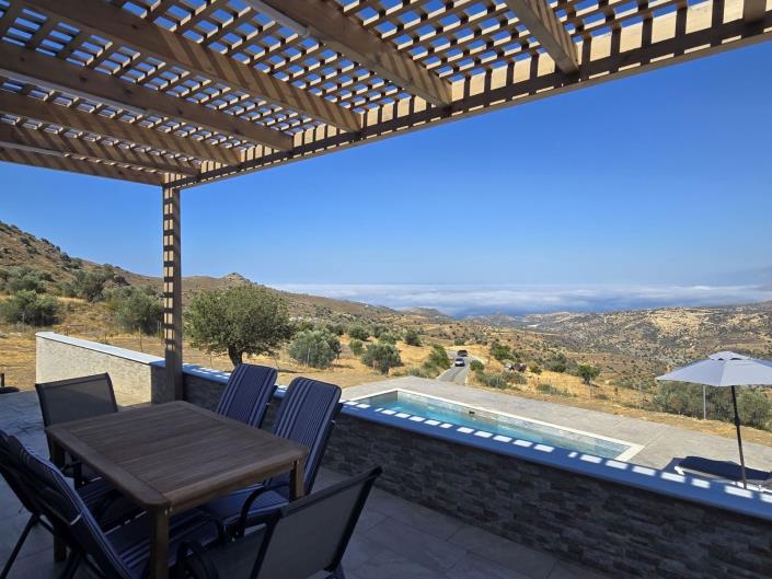 Image No.2-2 Bed Villa for sale