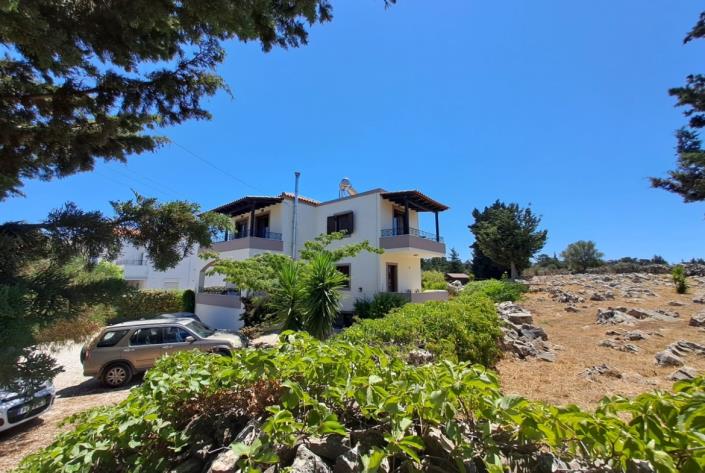 Image No.3-4 Bed Villa for sale