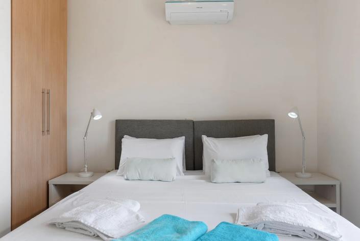 Image No.16-2 Bed Townhouse for sale