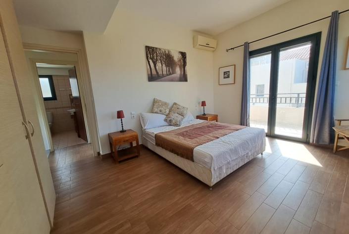 Image No.20-3 Bed Villa for sale