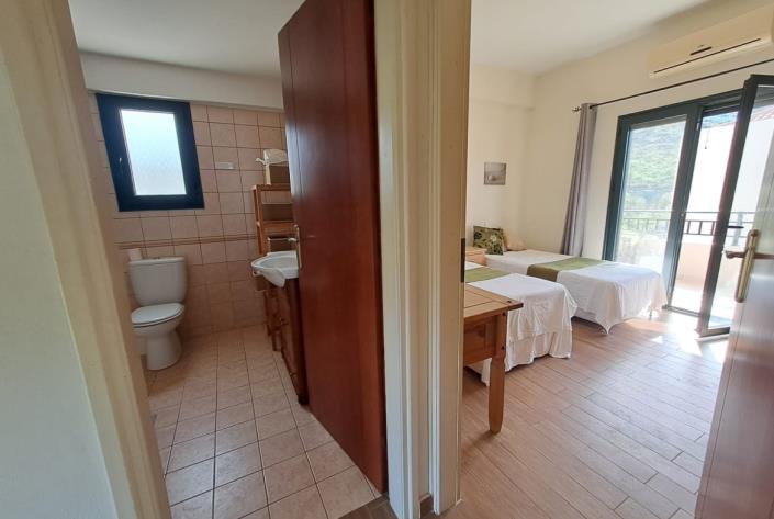 Image No.24-3 Bed Villa for sale