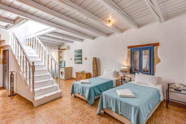 Image No.22-3 Bed Villa for sale