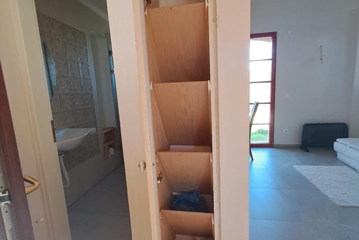 Image No.30-2 Bed House for sale