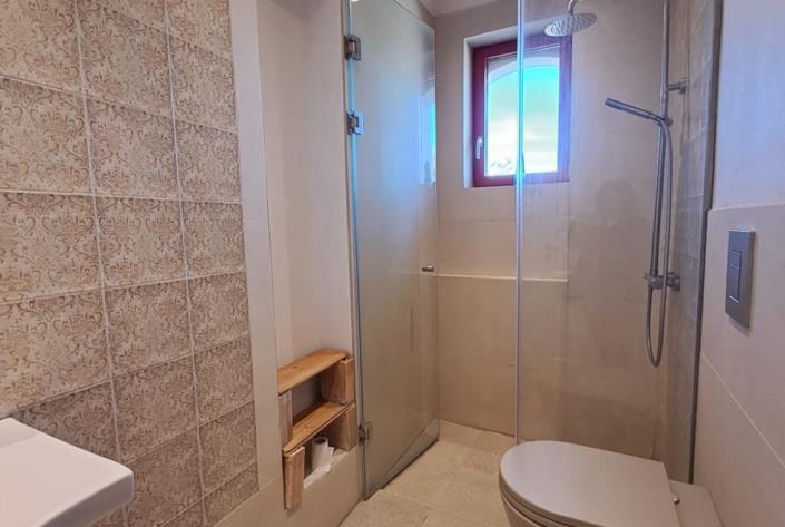 Image No.31-2 Bed House for sale