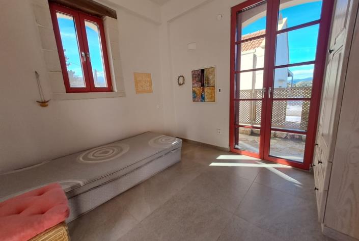 Image No.37-2 Bed House for sale